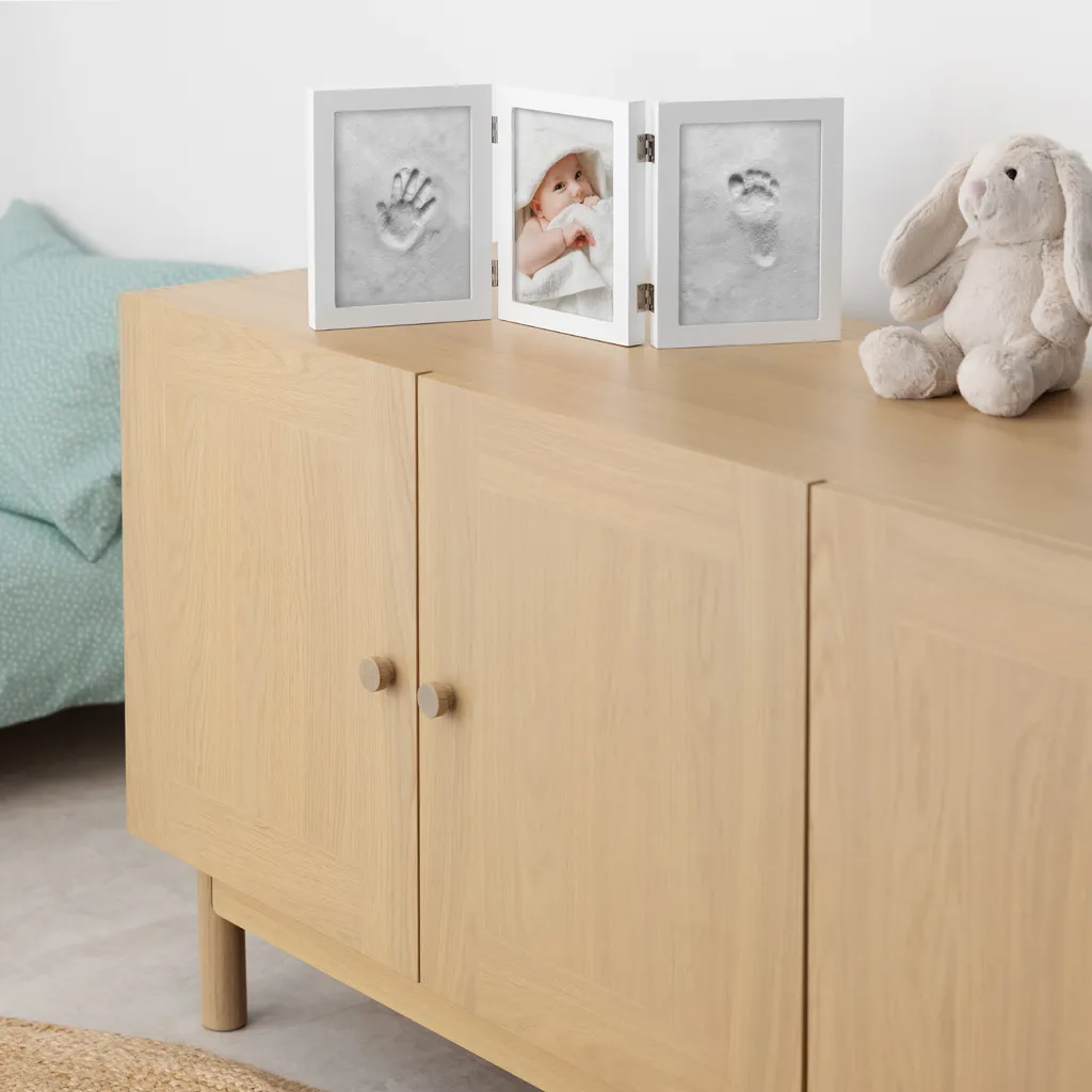 Navaris Baby Bilderrahmen Mit Gipsabdruck - 220 X 170 X 22 Mm Rahmen Für Handabdruck Fußabdruck - Abdruckset Für Hände Und Füße - Fotorahmen – Bild 4