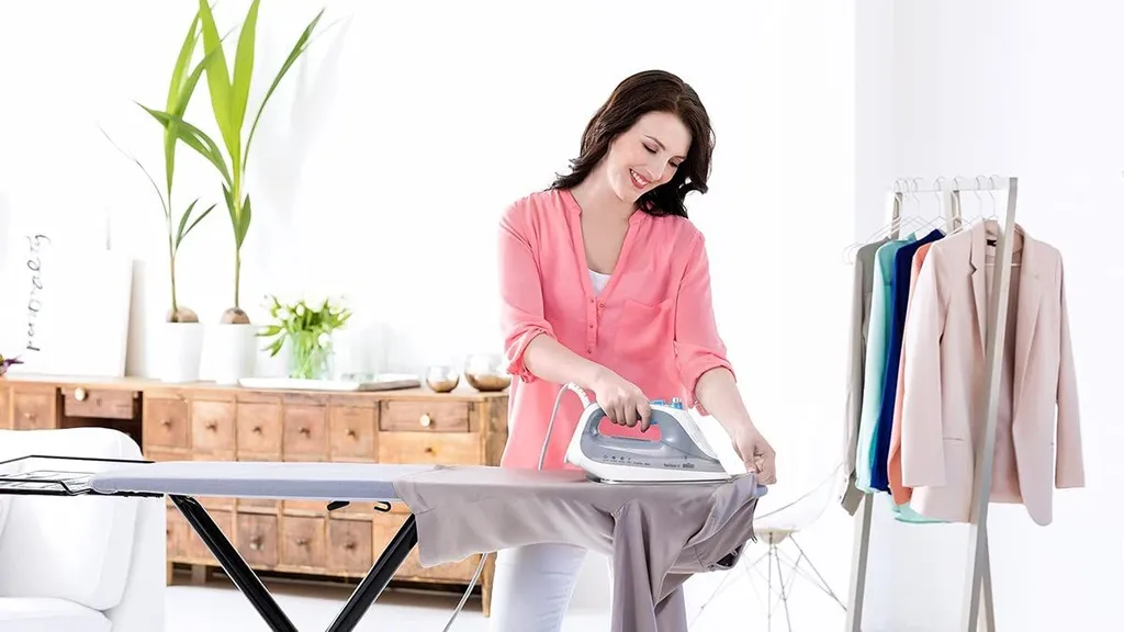 Braun SI 9270 WH TexStyle 9 - Dampfbügeleisen - Weiß/grau – Bild 11