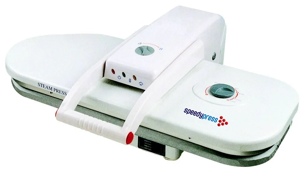 Dampfbügelpresse Professionelle Mit 38 Dampfdüsen (Leistungsstarke Dampfstrahlen) & Höhenverstellbaren Ständer Von Speedypress - Kompakt Größe - 55cm Y 22cm; 1.350watt (+ Ersatzabdeckung & Schaumstoff-Unterfilz UVP 45,00 € + Weiteres Zubehör GRATIS) – Bild 4