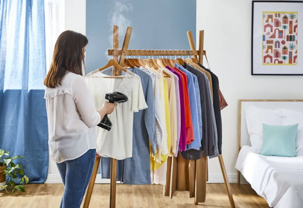 TEFAL Kleiderdampfer DT8270 Handheld, 2000 W, 0,19 L, 30 G/min, Schwarz – Bild 15