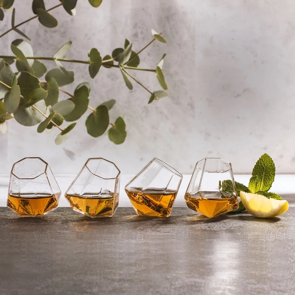 Thumbsup Thumbs Up Diamond Shot Gläser 4er-Set Hochwertiges Glas In Diamant-Form Je 50ml – Bild 4