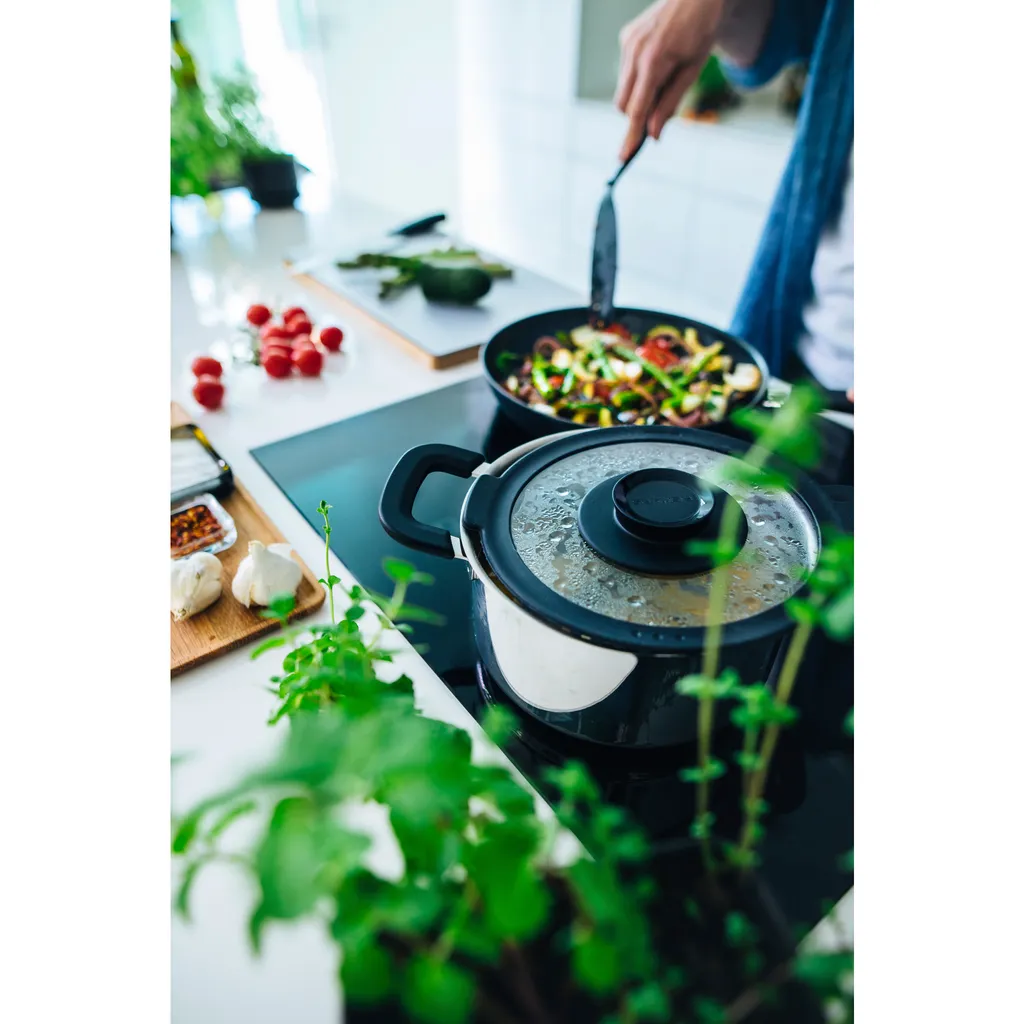 FISKARS Koch-Set 7 Teile Bratpfanne Kochtopf Küchenhelfer Kochmesser Kochlöffel – Bild 10