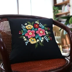 101DIYStudio Stickset Kissenbezug Kissenhülle Für Kissen 45 X 45, Mit Vorgedrucktem Motiv Und Stickrahmen, DIY Starter Kit, Einzigartig Und Elegant, Schöne DIY Geschenke