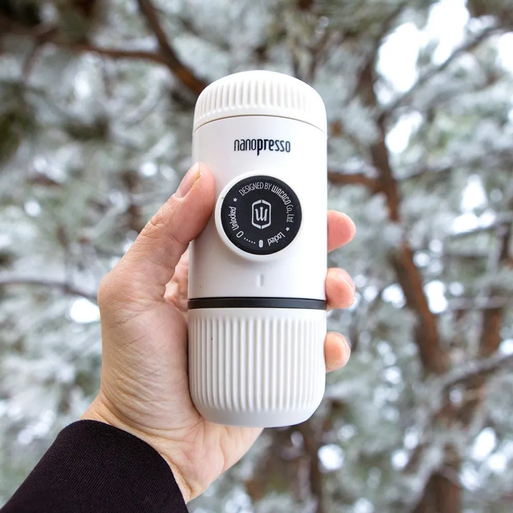 Dreiklang - Be Smart WACACO Nanopresso Tragbare Espressomaschine, Mit Nanopresso-Etui, Upgrade-Version Von Minipresso, Reisekaffeemaschine, Kaffee-To-Go, Manuell Betrieben, Weiß, Nachhaltig – Bild 2