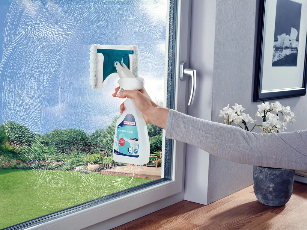 Leifheit Fenster-Sprühwischer Mit Pad, 500ml – Bild 2