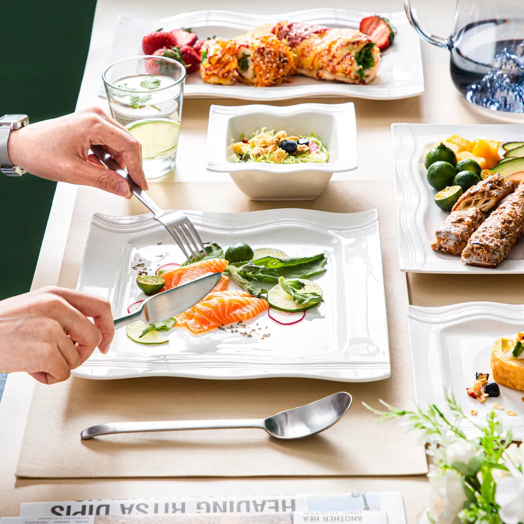 MALACASA, Serie Mario, Cremeweiß Porzellan Tafelservice 28 Tlg. Set Geschirrset Kombiservice Mit Dessertteller, Speiseteller, Suppenteller, Müslischalen, Servierplatte, Salz- Und Pfefferdosen – Bild 6