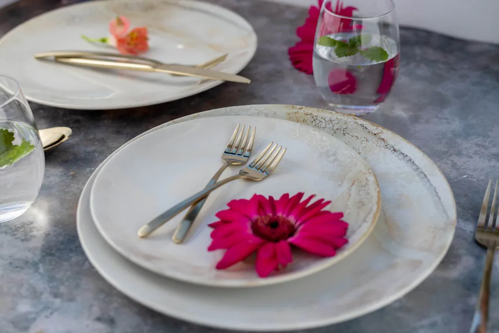 Maeser Mäser 931949 Tafelservice Ossia Für 6 Personen, Steinzeug, Weiß/beige (1 Set, 18-teilig) – Bild 9