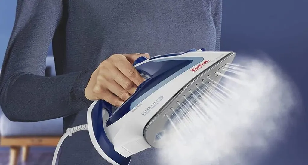 Tefal Dampfbügeleisen Easygliss Plus Durilium Airglide-Bügelsohle 2700W FV5751 – Bild 2