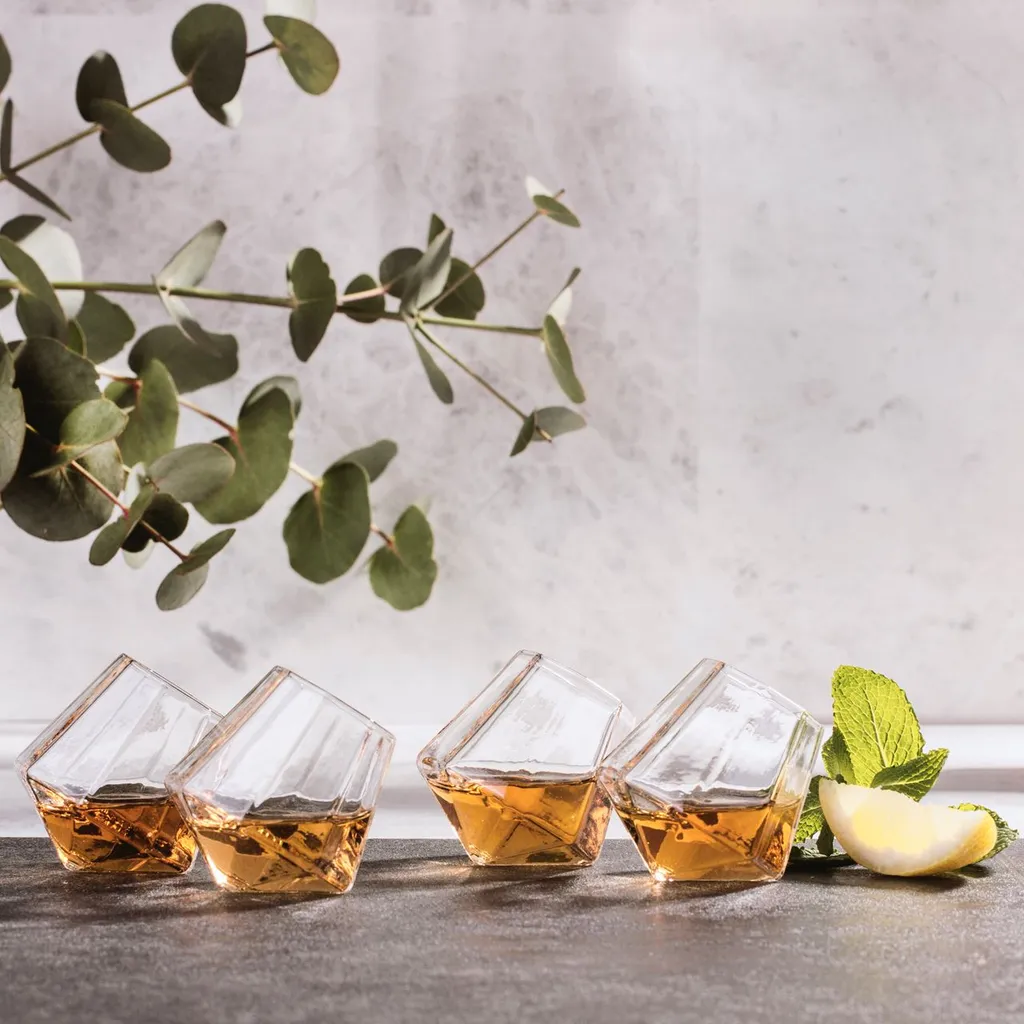 Thumbsup Thumbs Up Diamond Shot Gläser 4er-Set Hochwertiges Glas In Diamant-Form Je 50ml – Bild 3