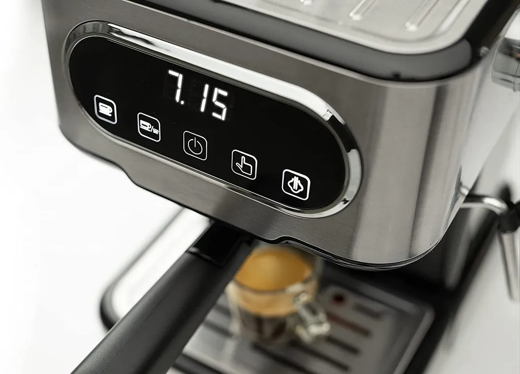 Gorenje ESCM 15 DBK Espressomaschine Mit Siebträger/Professioneller Milchaufschäumer Für Cremigen Capuccino/TouchControl/TemperatureControl/EasyClean/1,5 L Wassertank/1100 W/30 Cm/15 Bar/Edelstahl – Bild 4