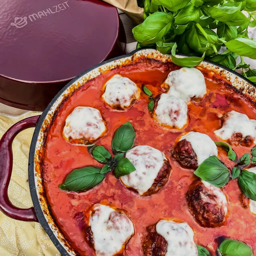 Mahlzeit Gusseisen Bratpfanne | Ø 29 Cm | Blue Berry | Zwei Griffe, Zwei Ausgießer, Emailliert – Bild 2