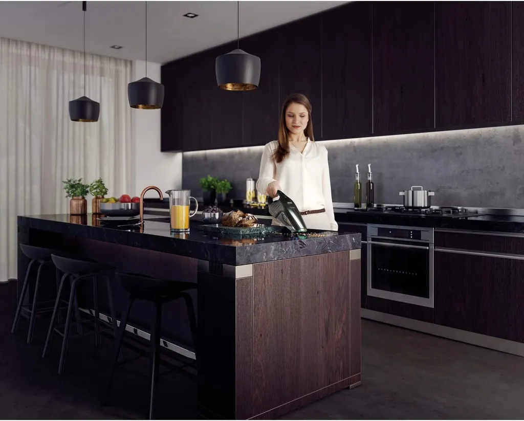 AEG HX6-23ÖKO Akku-Handstaubsauger Ohne Stiel (kabellos, Beutellos, 10,8 V Leistung, Mit Möbel-Bürste, Black Recycled) – Bild 2