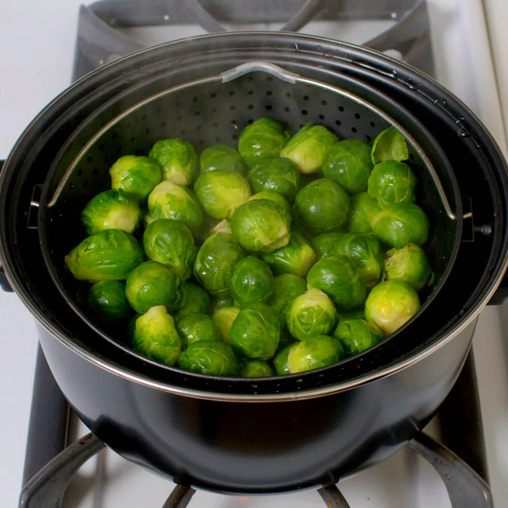 Genius Cerafit Magic Pot Kochtopf-Set 20cm - Topf 3,7l Mit Siebeinsatz & Glas-Deckel Für Einfaches Kochen, Drehen, Dünsten & Servieren; A24661 – Bild 6