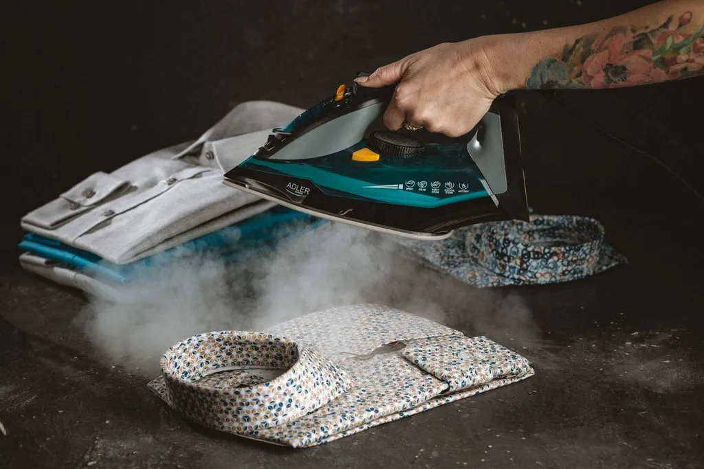 Adler Ad 5032 Bügeleisen Trockenbügeleisen Keramiksohle Schwarz, Blau, Grau 2400 W – Bild 11