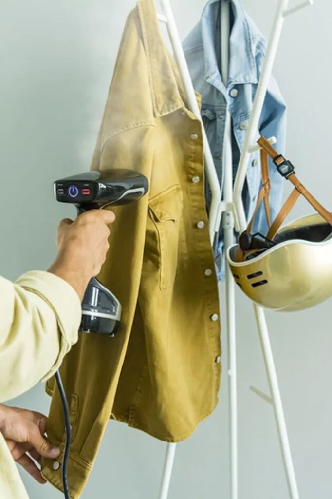 TEFAL Kleiderdampfer DT8270 Handheld, 2000 W, 0,19 L, 30 G/min, Schwarz – Bild 10